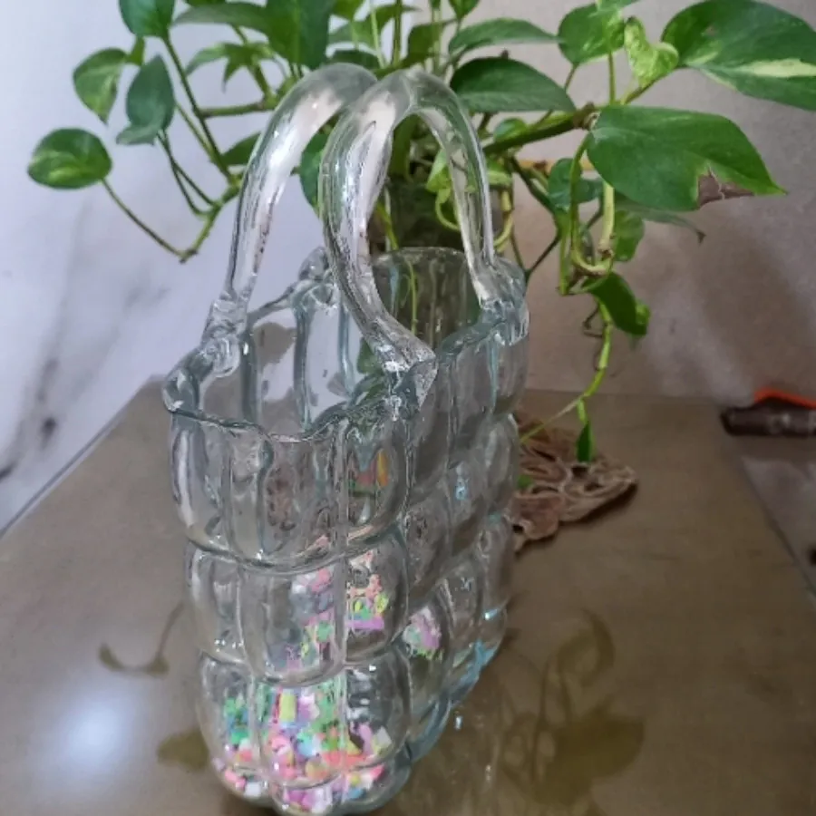 گلدان شیشه ای طرح کیف