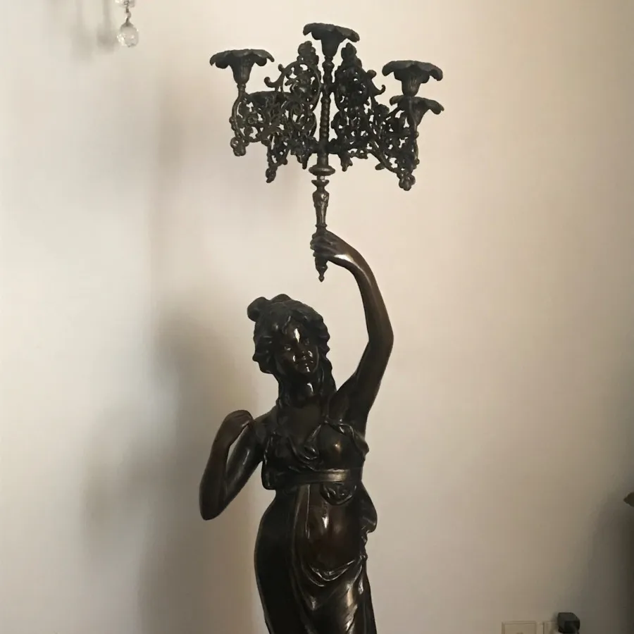 مجسمه تندیس