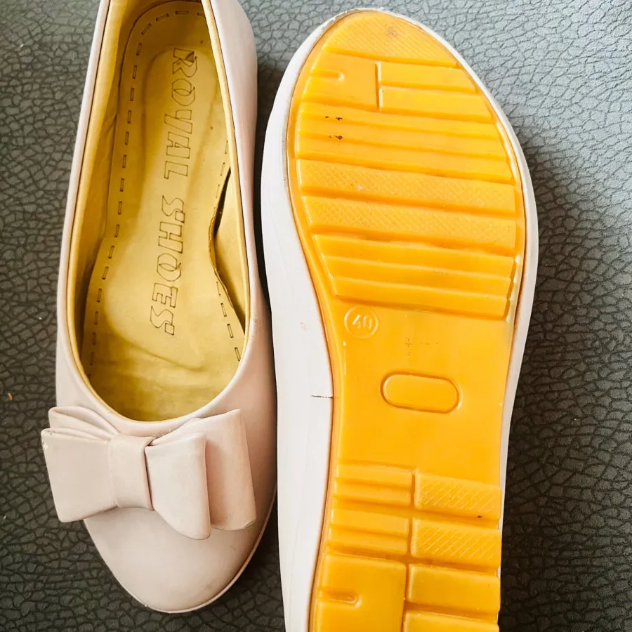 کفش کالج سایز39 قیمت100