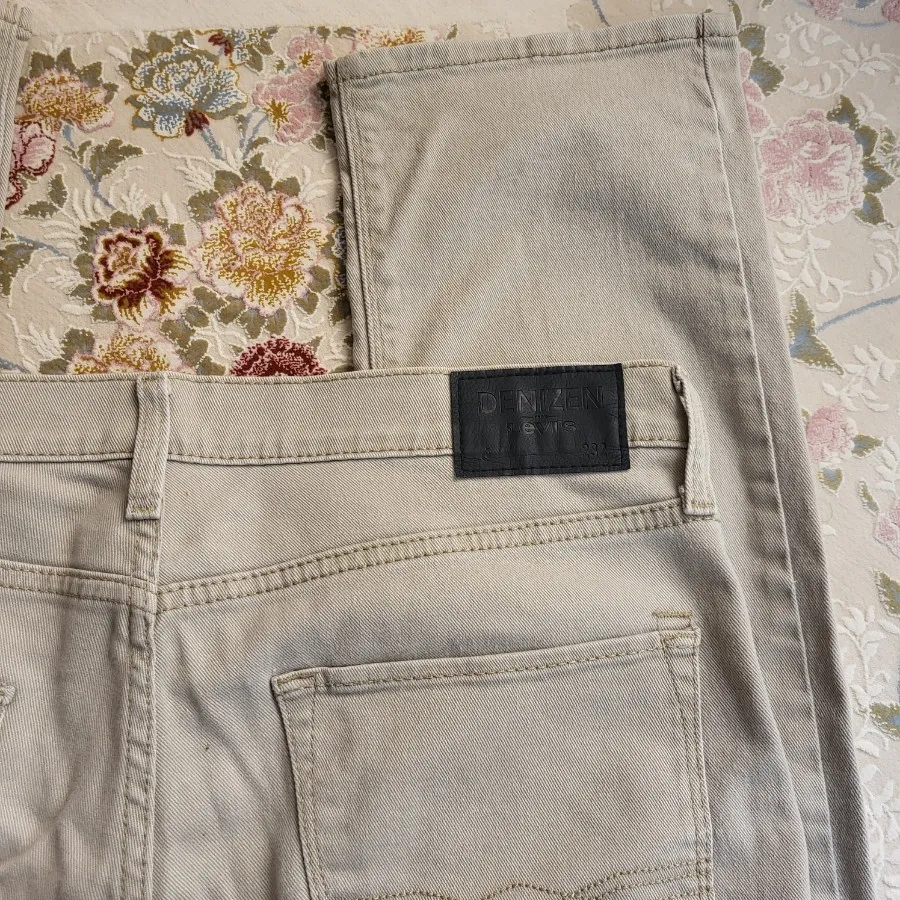 شلوار جین levis