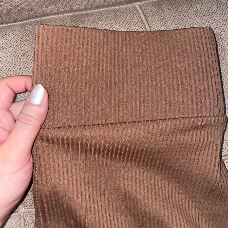 لگ کبریتی قهوه ای