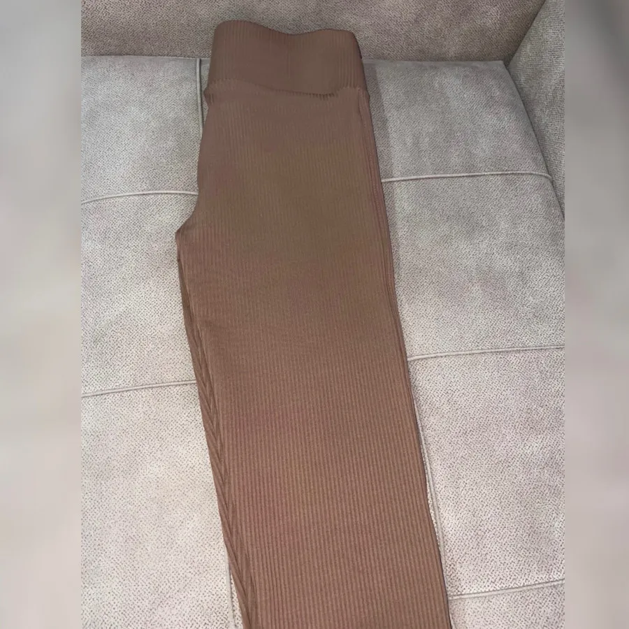 لگ کبریتی قهوه ای