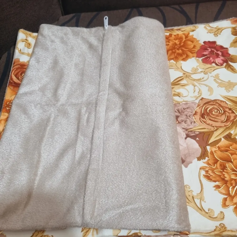 دو عدد رو بالشی