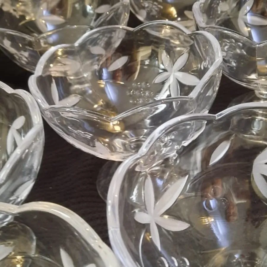 ده عدد بستنی خوری