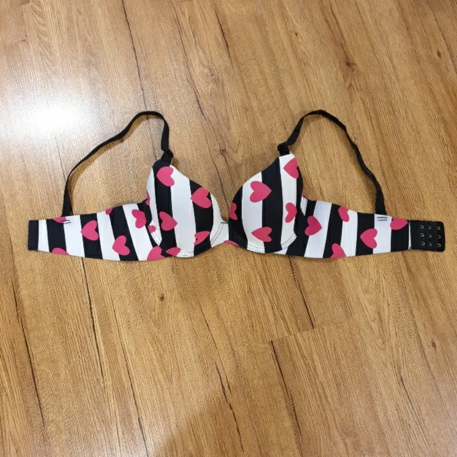 سوتین خارجی