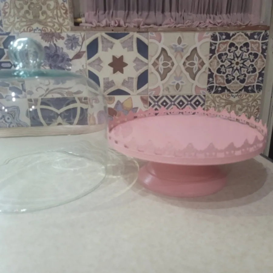 ظرف کیک پایه دار