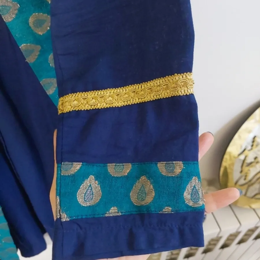 مانتو سنتی بلند