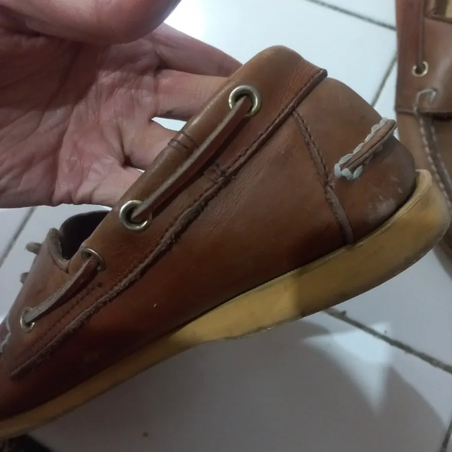 کفش بسیار زیبا اصلی