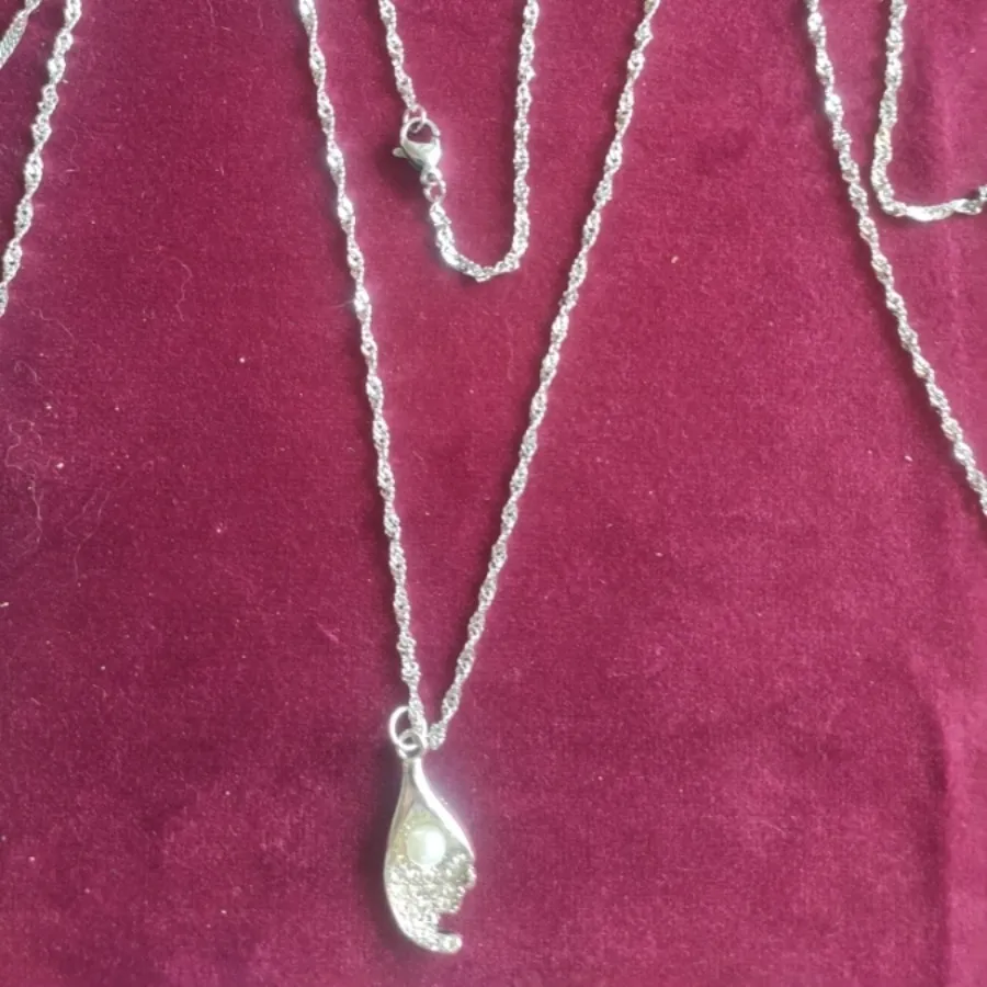 گردنبندهای استیل