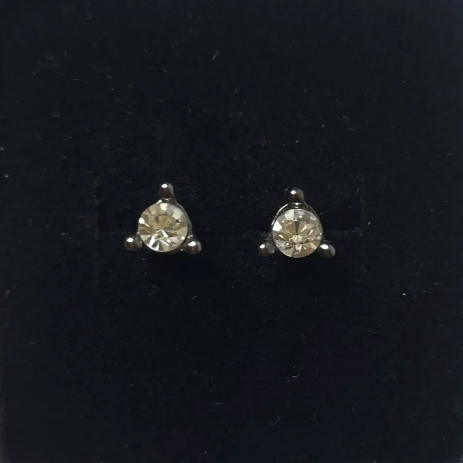 گوشواره های ریز h&m