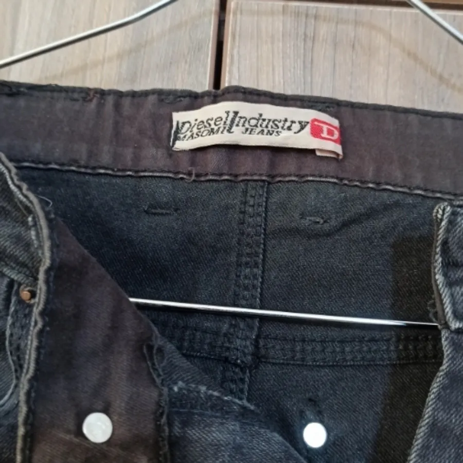 شلوار جین زنانه