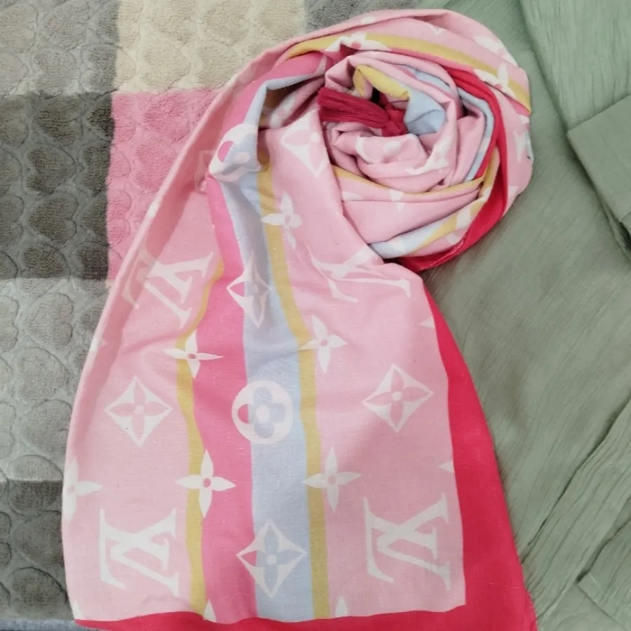 شومیز ماچا و شال