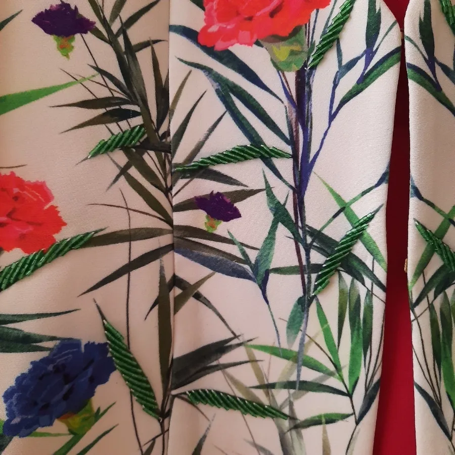 کت و سارافون