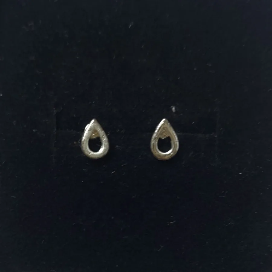 گوشواره های ریز h&m