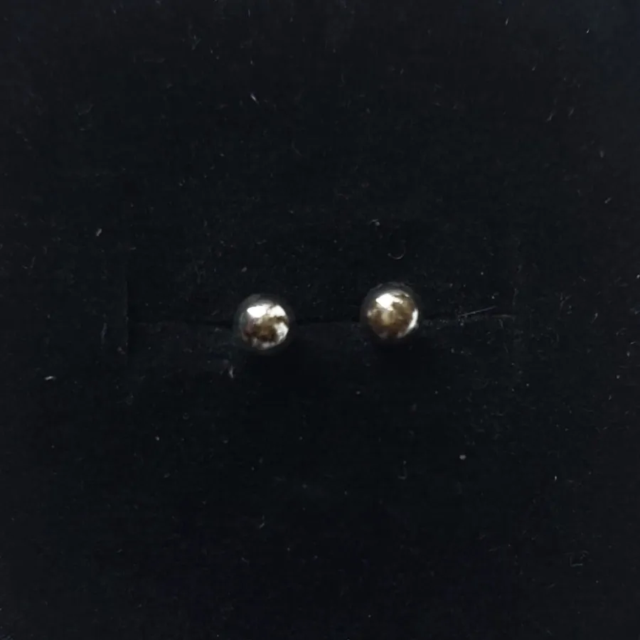 گوشواره های ریز h&m