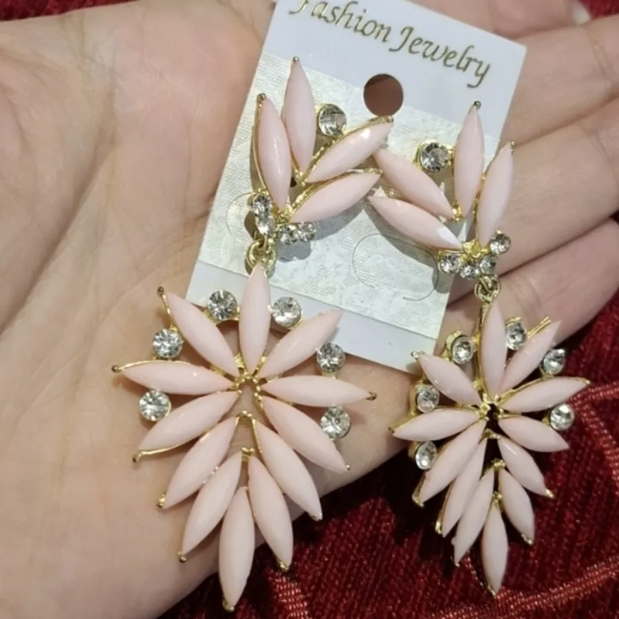 گوشواره زنانه