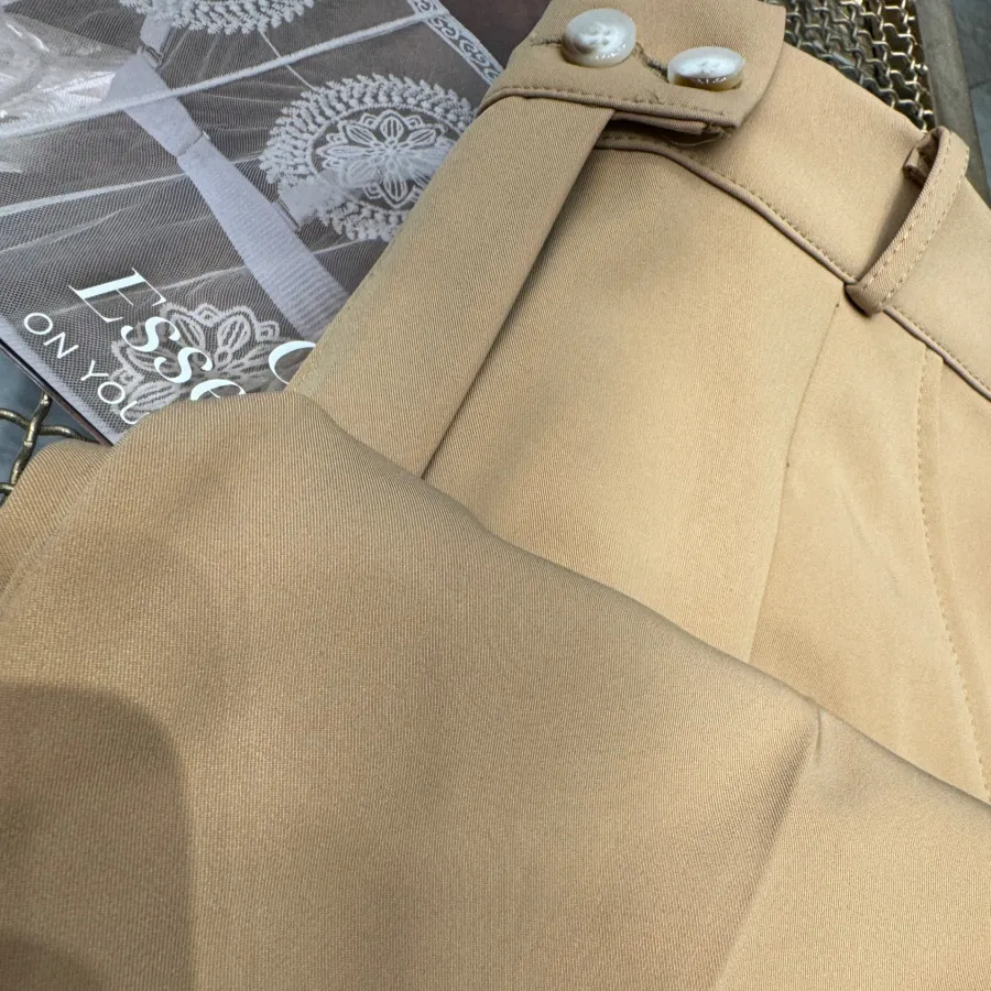 شلوار پارچه‌ای گِرَم بالا