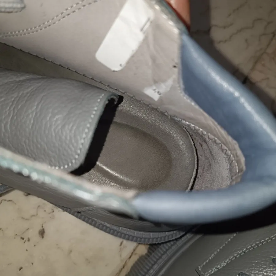 بوت چرم خارجی