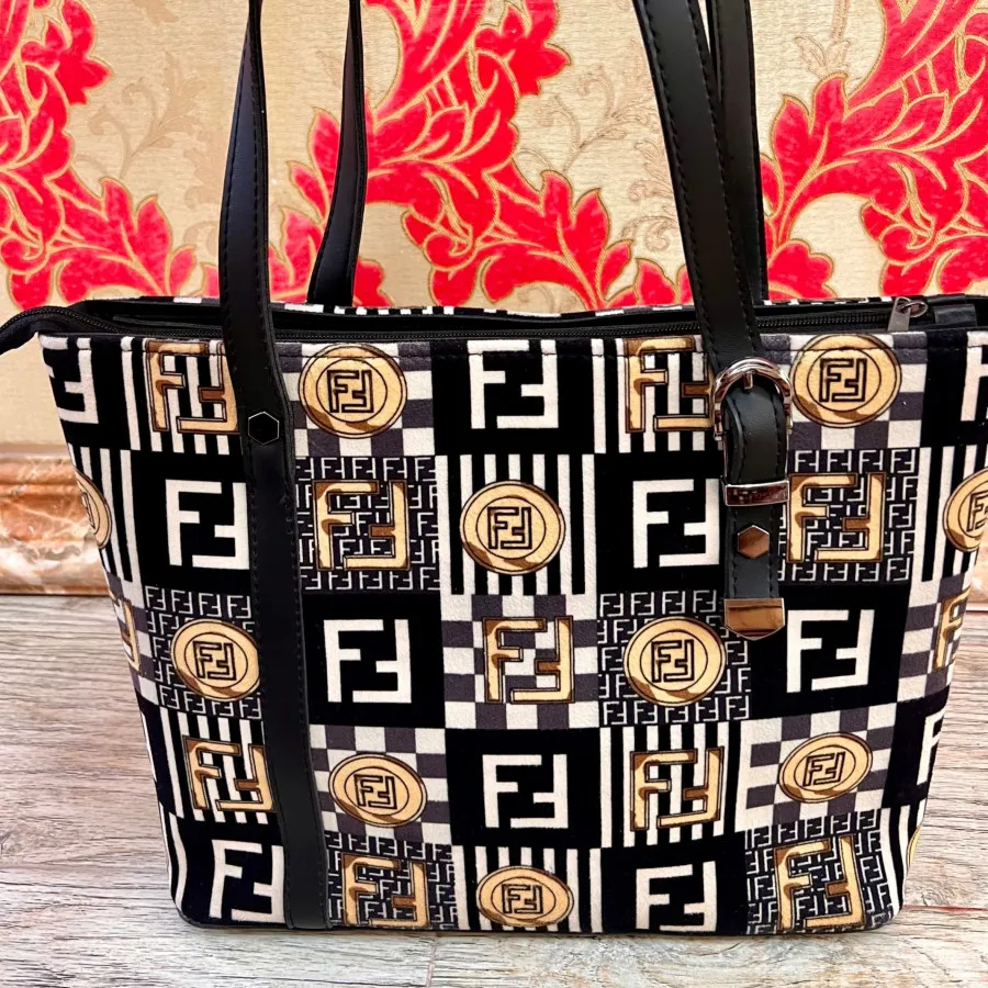 کیف همراه روسری