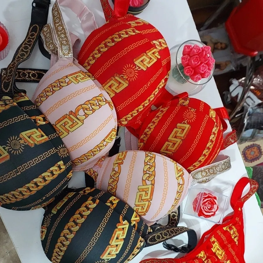 ست سوتین وشورت نیم اسفنجی