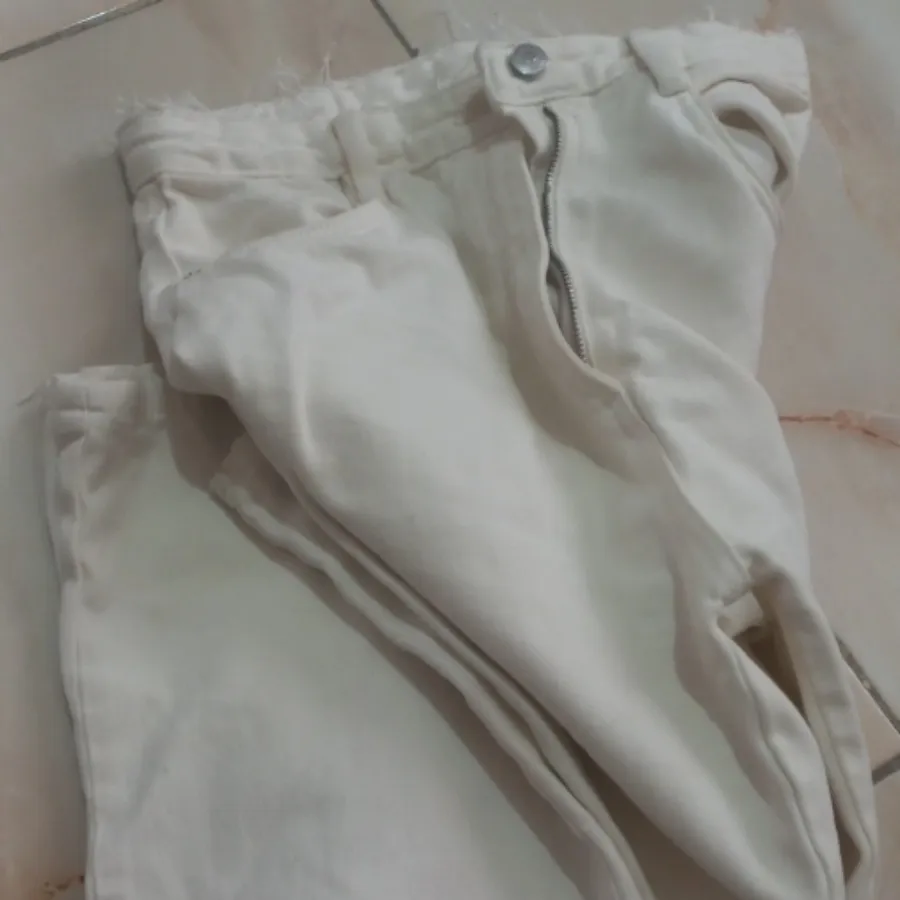 شلوار سفید جین