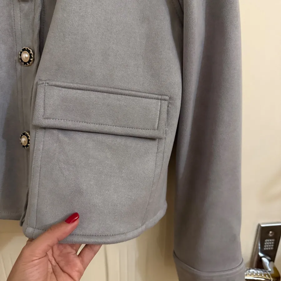 کراپ کت سوییت