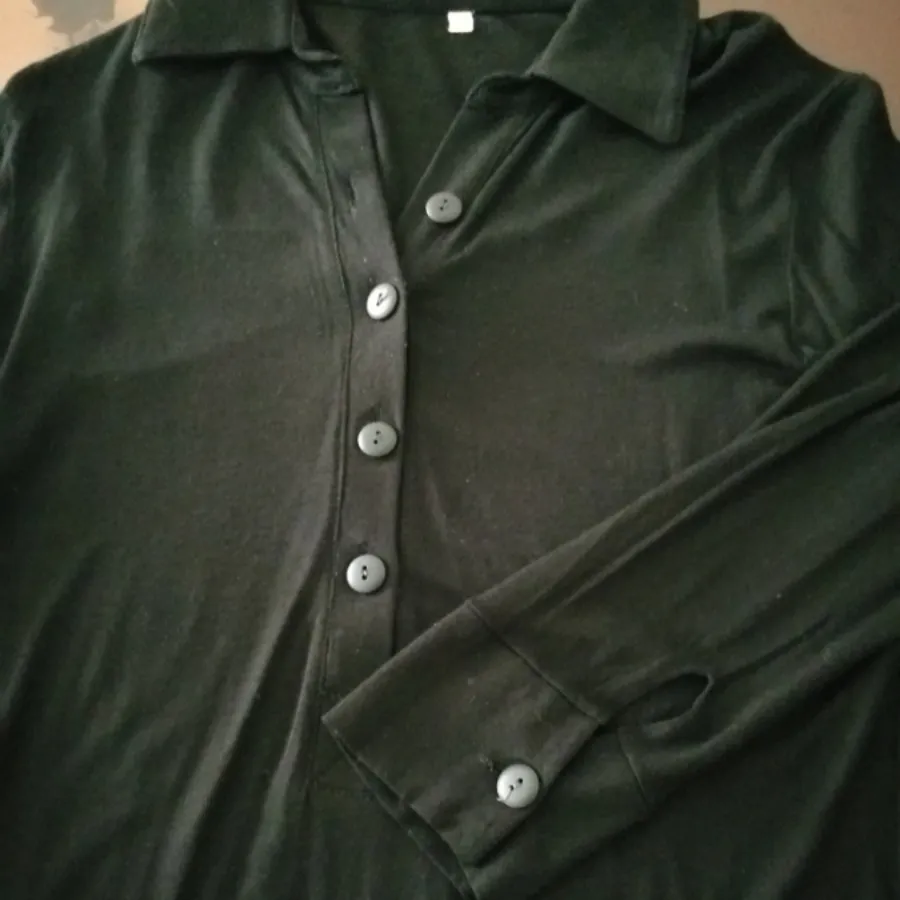 پیراهن مشکی