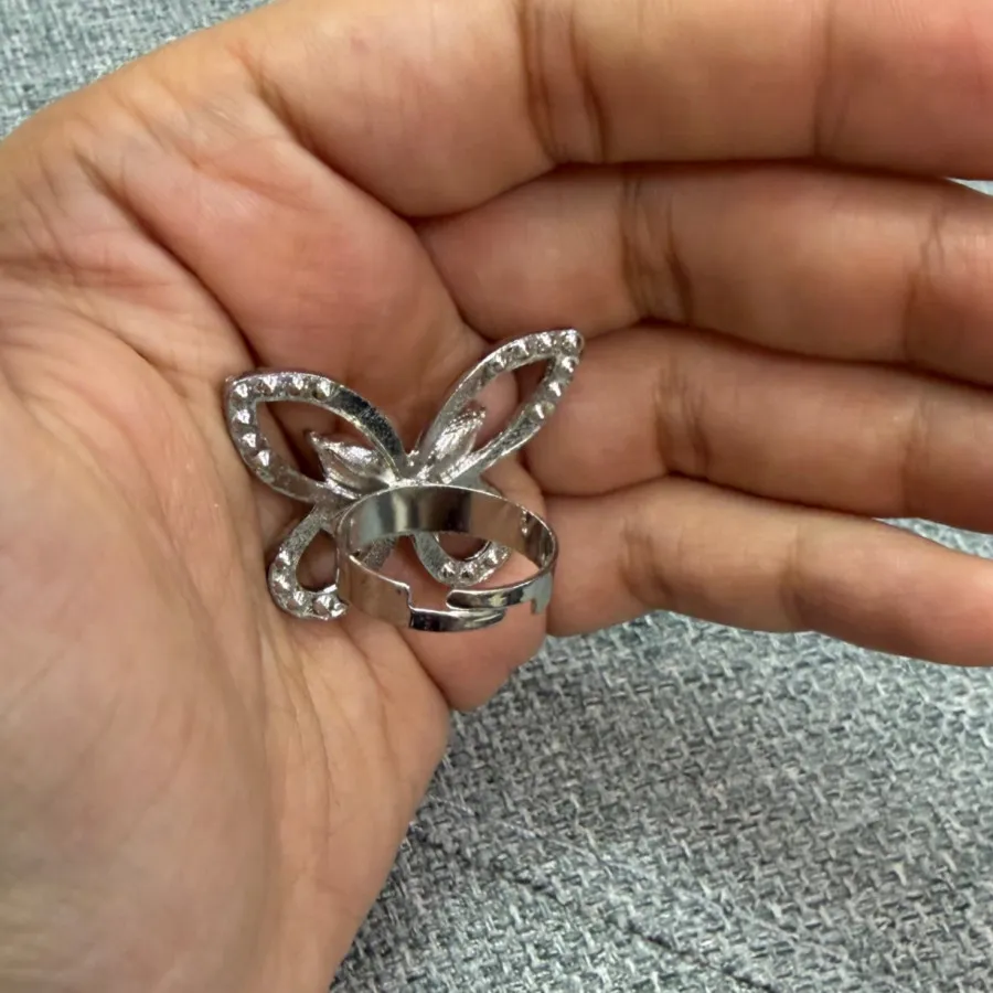 انگشتر پروانه کاملا نو