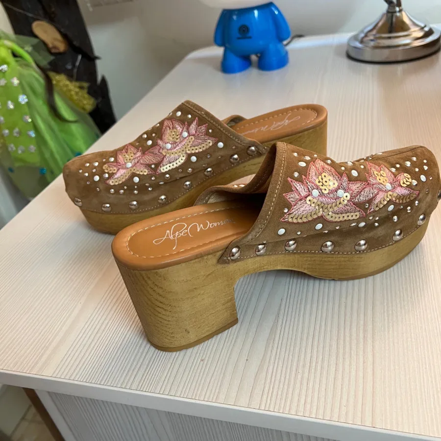 صندل اسپانیایی