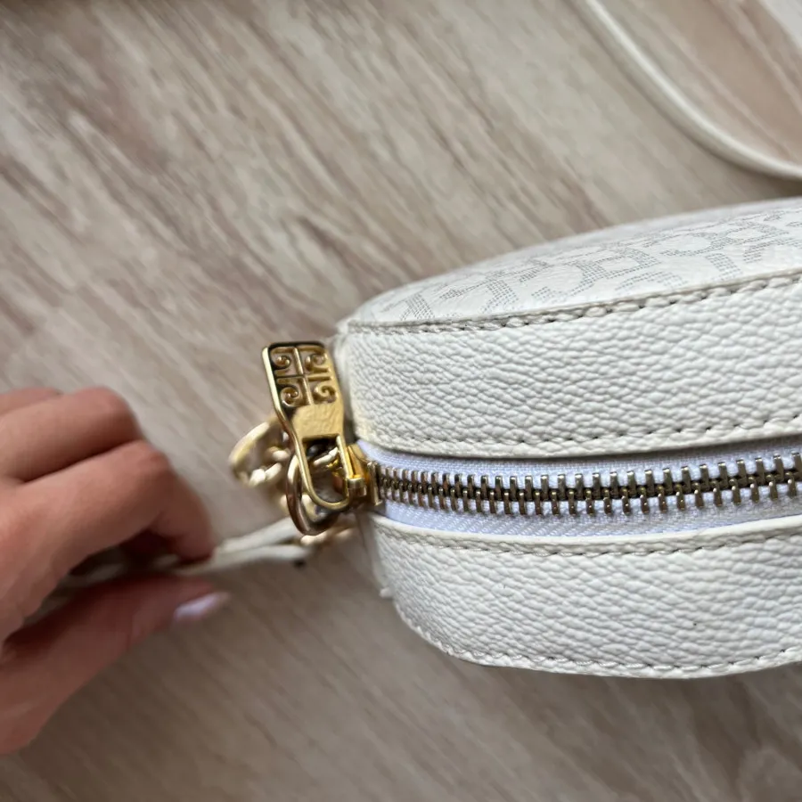 کیف پیرکاردین