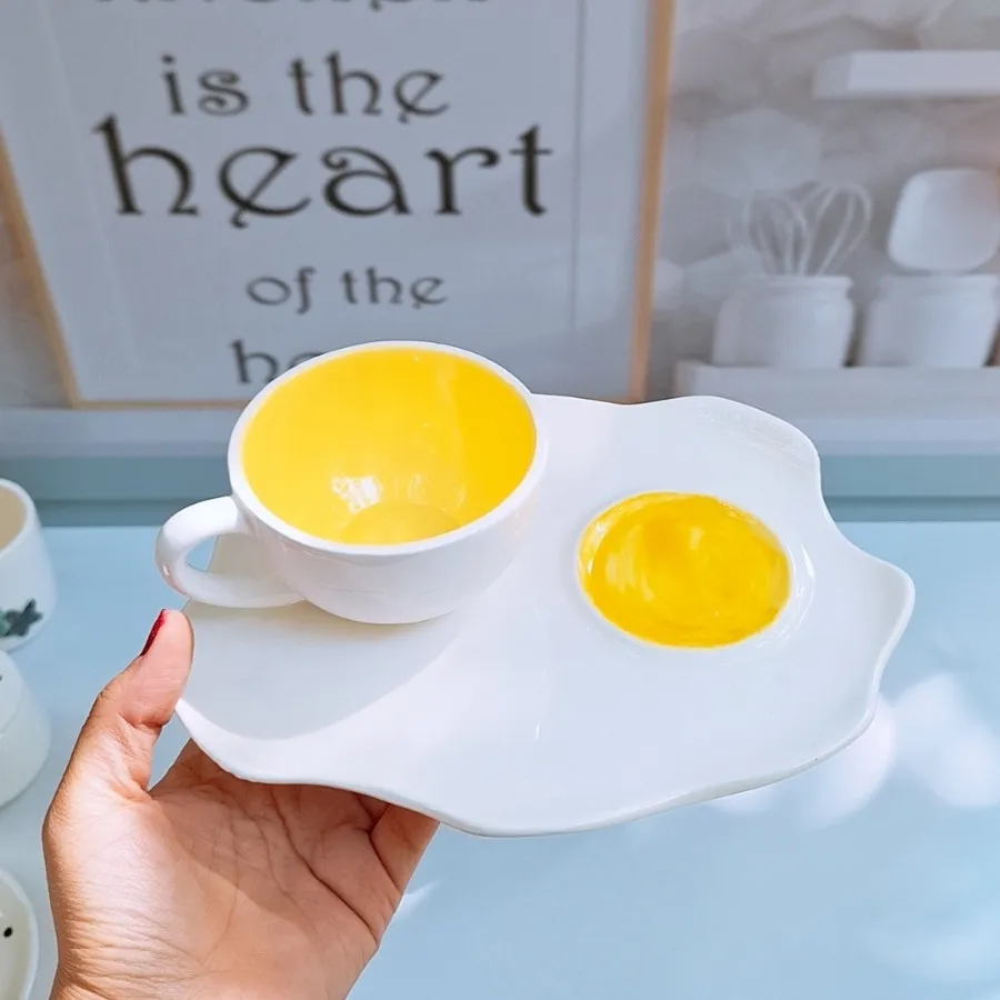 ست فنجان و زیر فنجانی