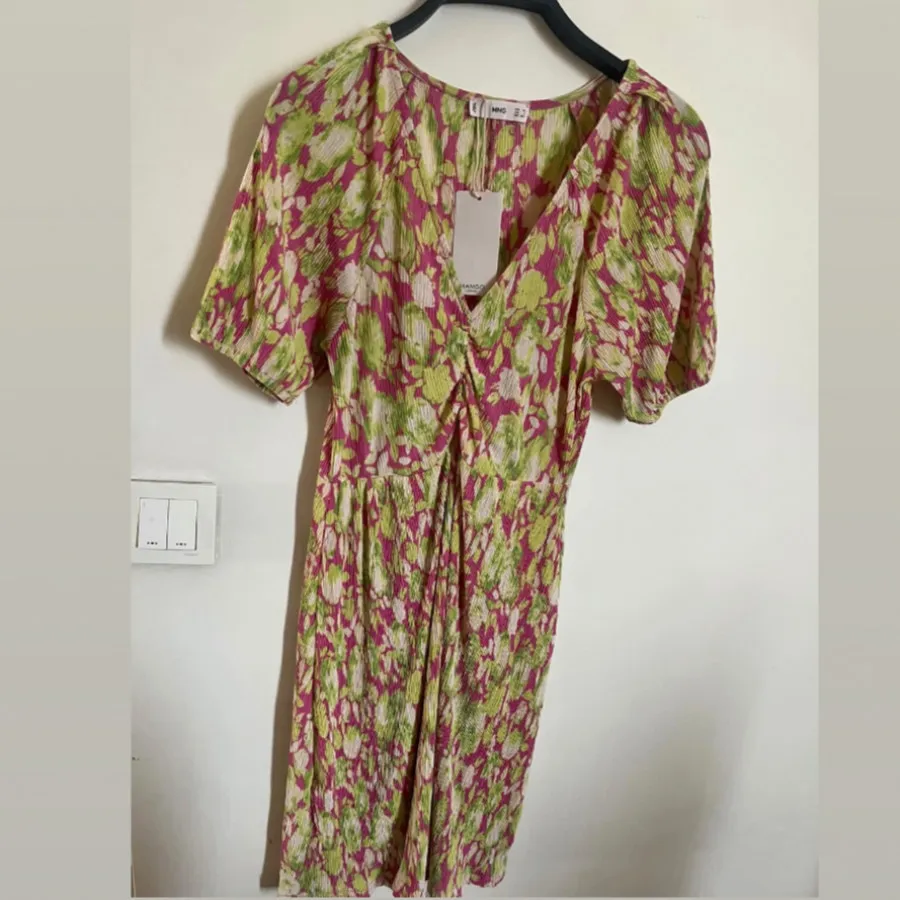 پیراهن منگو