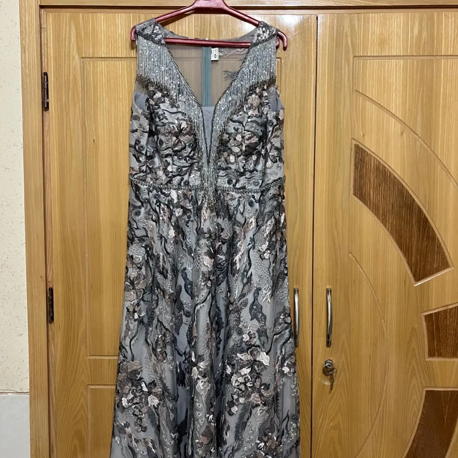 پیراهن مجلسی