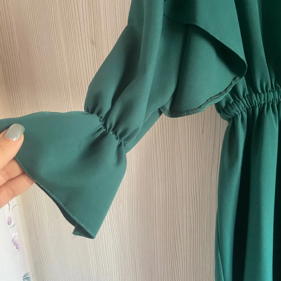 پیراهن عروسکی سبز زمردی