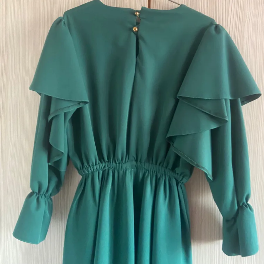 پیراهن عروسکی سبز زمردی