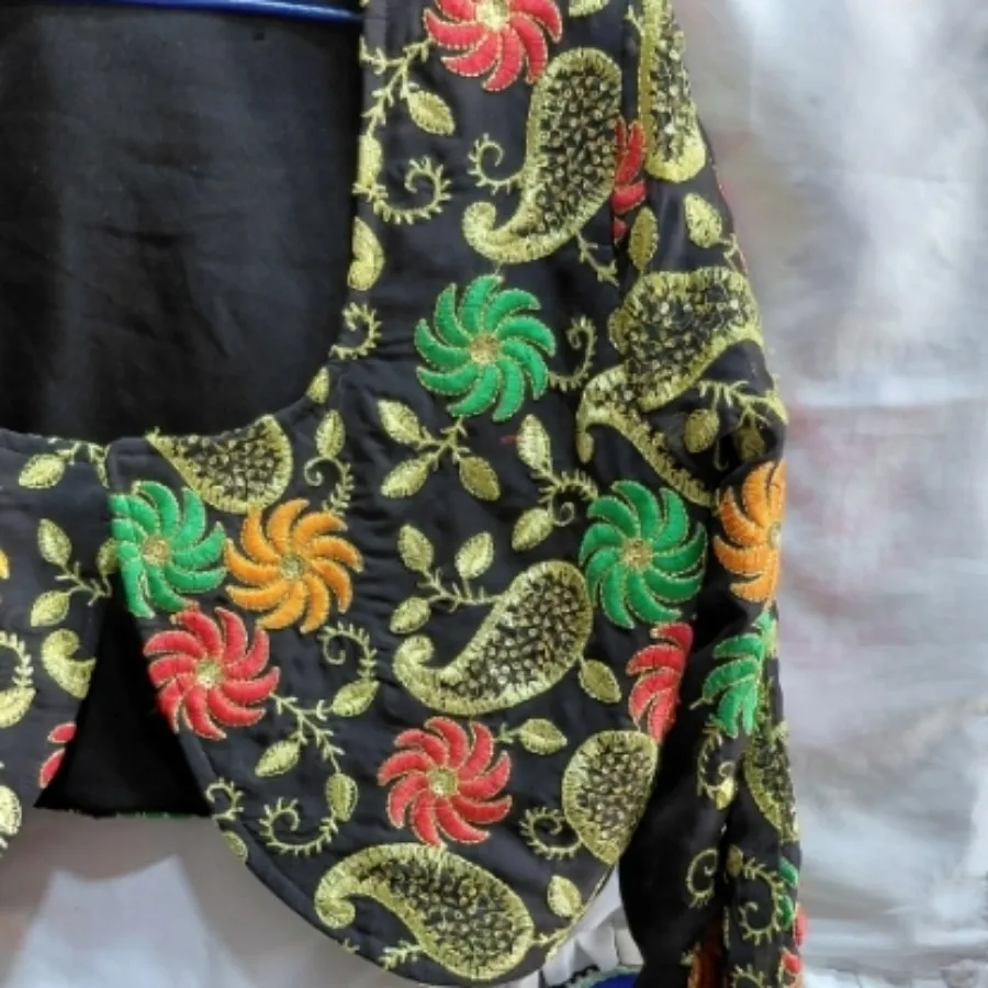 کراپ کت سوزن دوزی