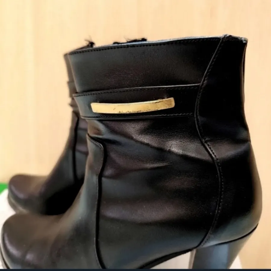 کفش نیم بوت