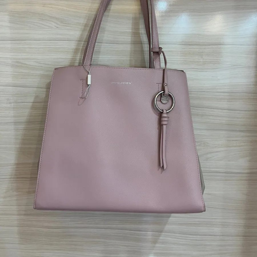 کیف دوشی دیوید جونز