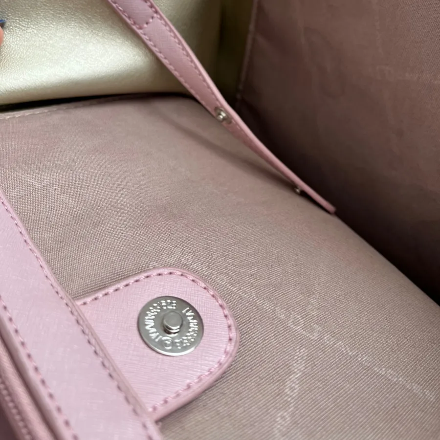 کیف دوشی دیوید جونز