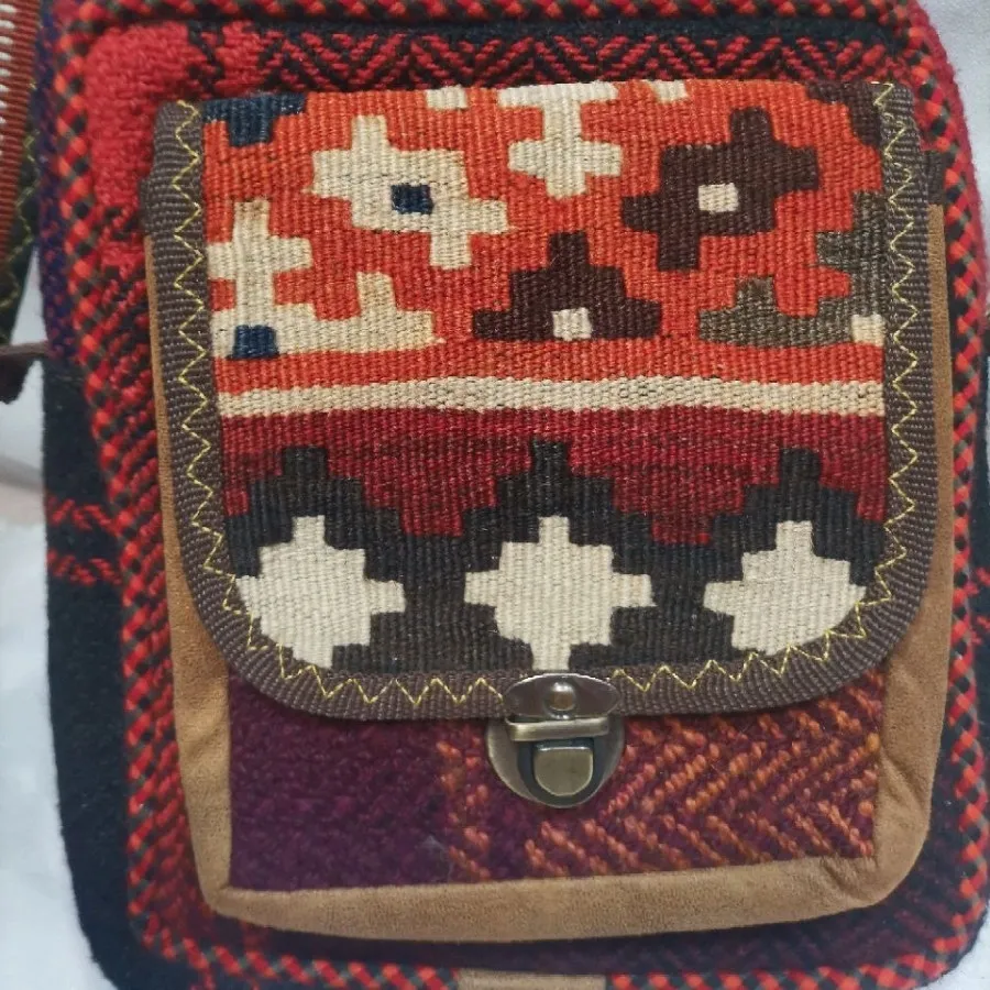 کیف دوشی گلیمی