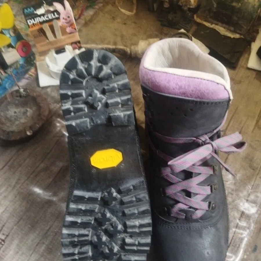 نیم بوت آلمانی اصل ذغالی