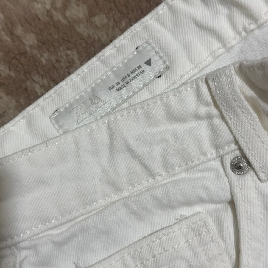 شلوار کتان سفید