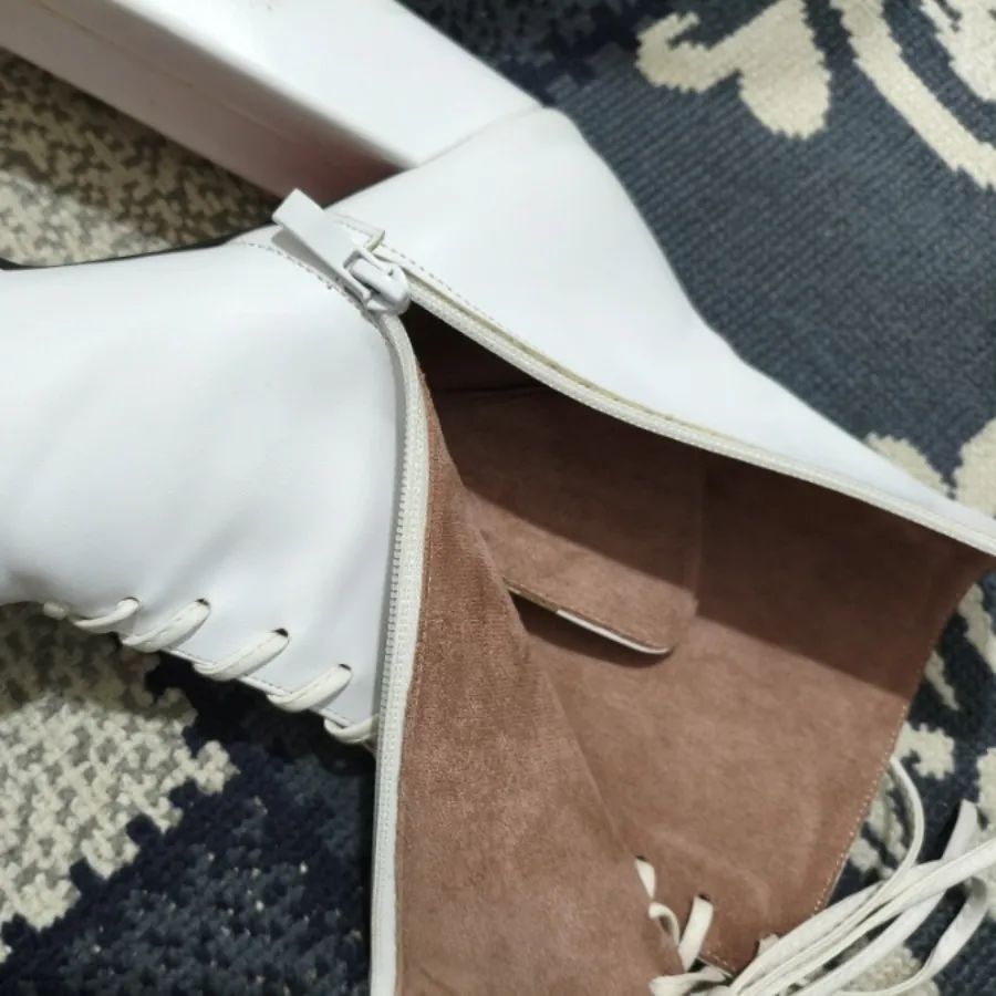 بوت پاشنه بلند