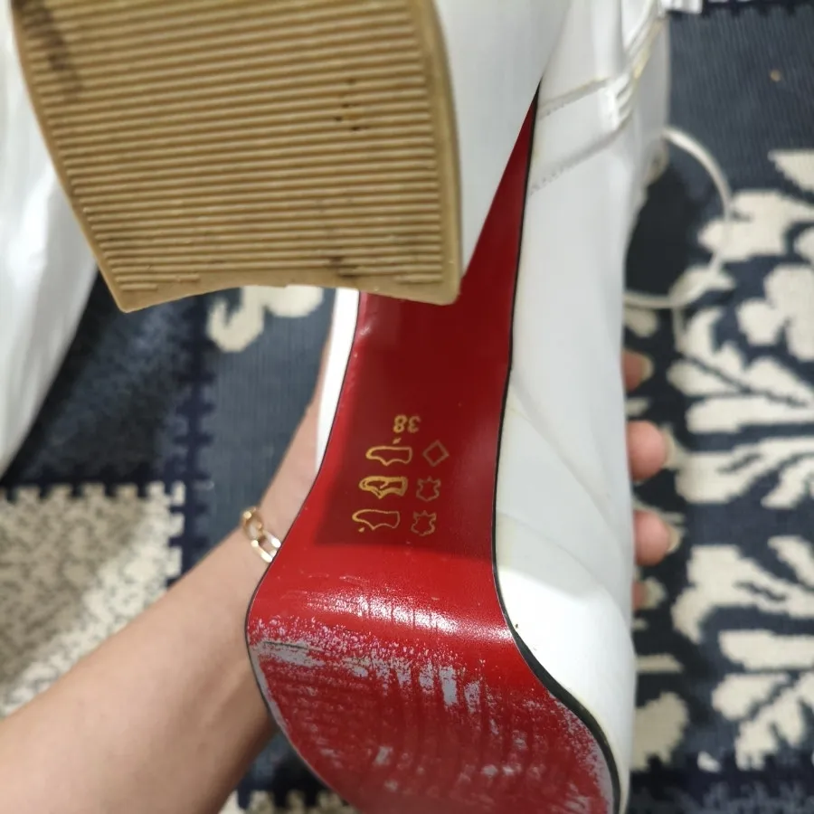 بوت پاشنه بلند