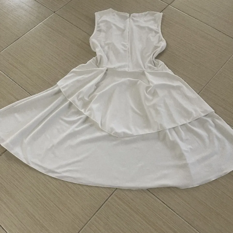 پیراهن سفید وارداتی