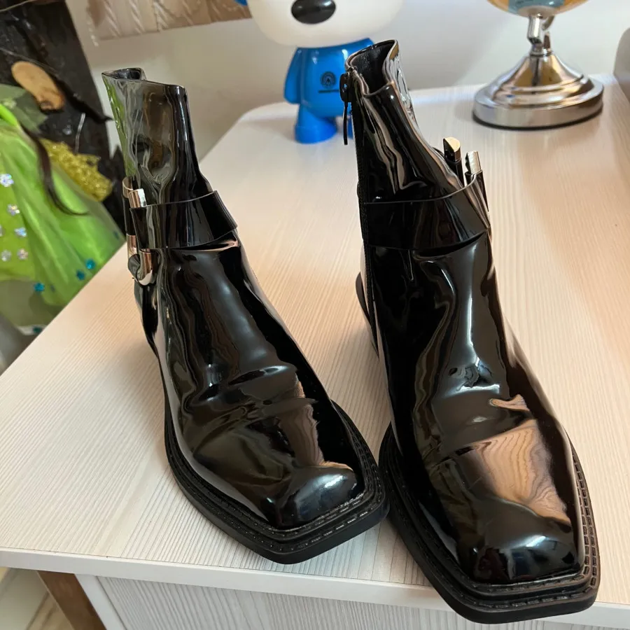 نیم بوت خارجی