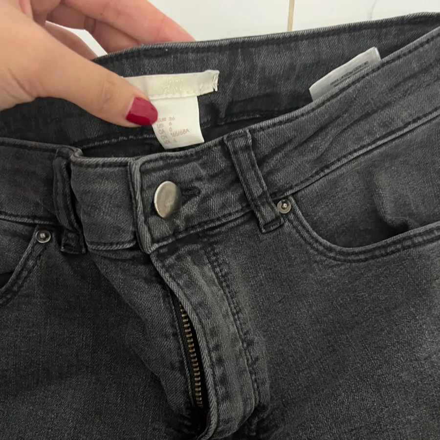 شلوار جین ذغالی H&M