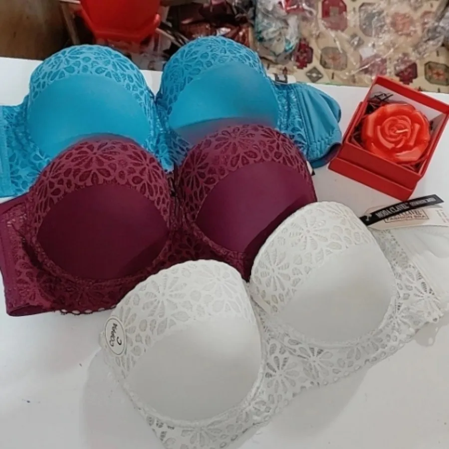 سوتین نیمه اسفنجی