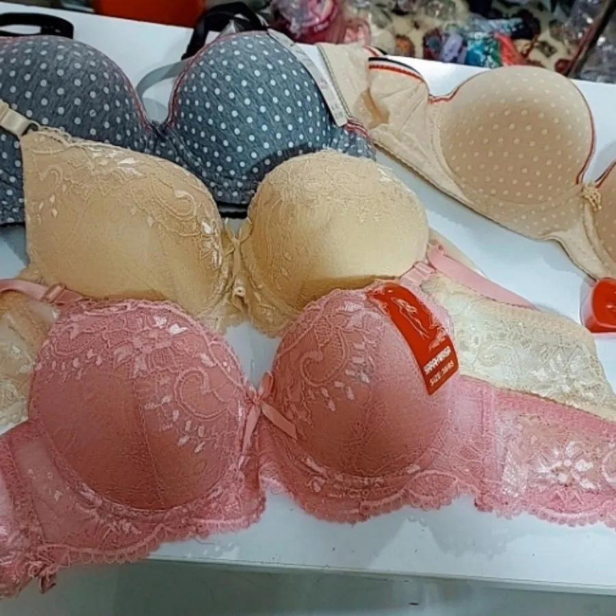 سوتین اسفنج کم