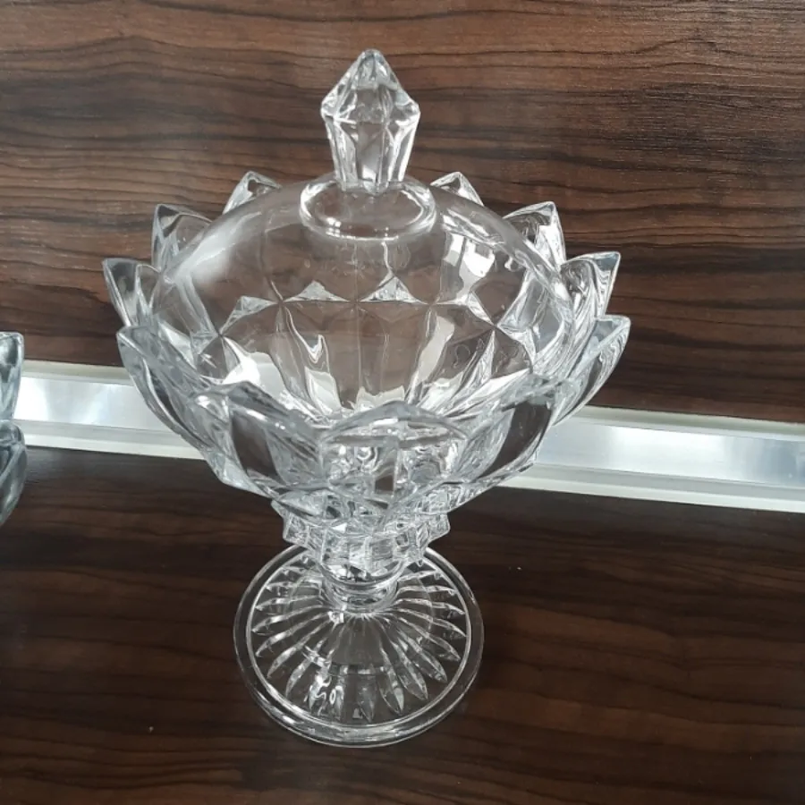 میوه خوری اجیل خوری شکلات